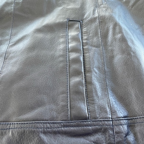 34W Women’s Genuine leather coat Navy Blue - Picture 14 of 16